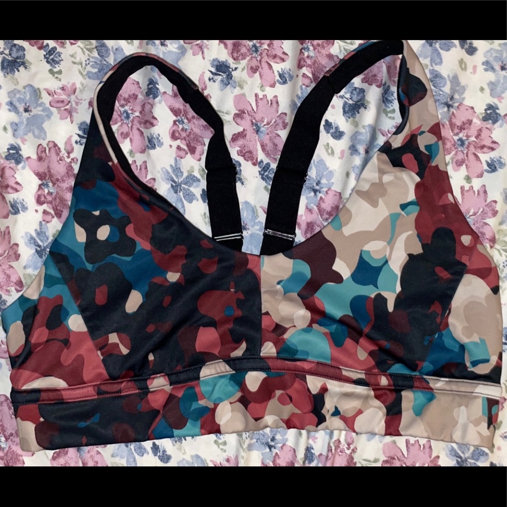 Sports bra